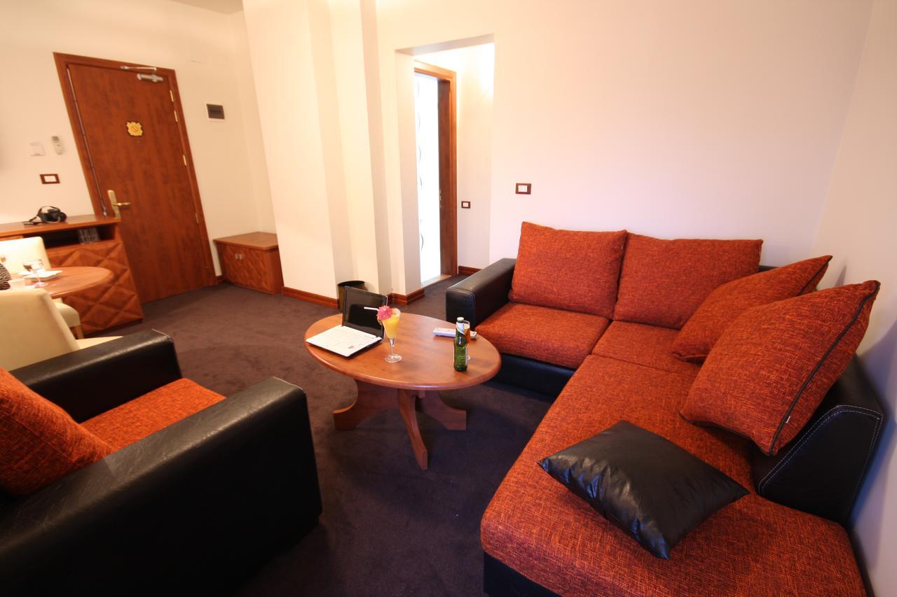 Plasma Hotel Tripoli Kültér fotó