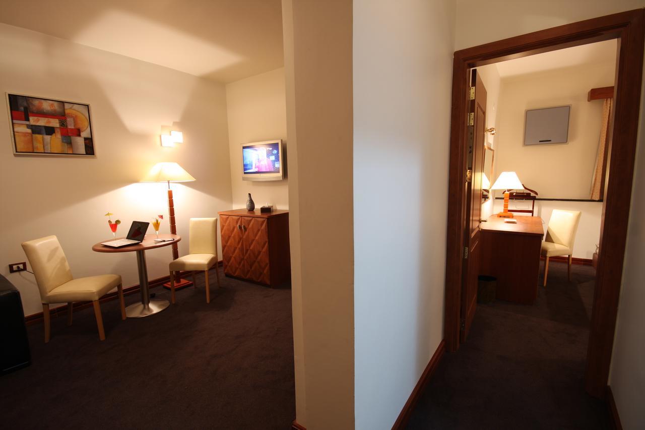 Plasma Hotel Tripoli Kültér fotó